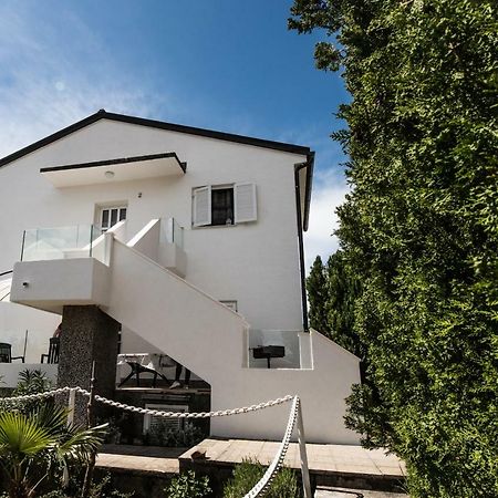 Cornus Vallis Apartment Krk Town Exterior photo