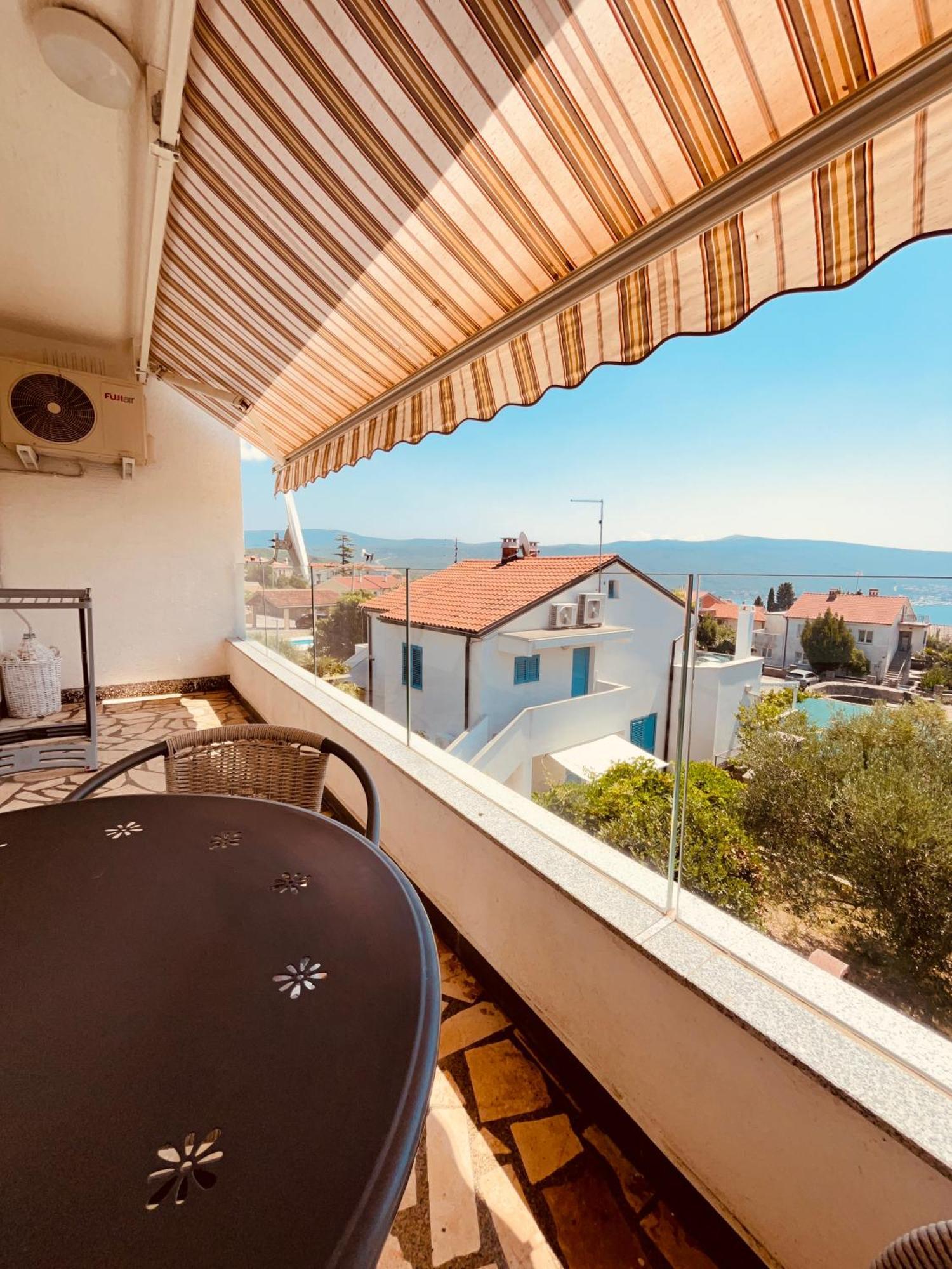 Cornus Vallis Apartment Krk Town Exterior photo